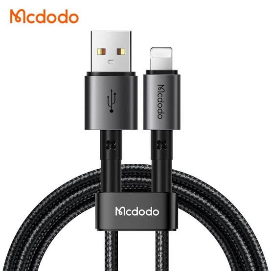 کابل شارژ USB به لایتنینگ کنفی ۱.۲ متری سر فلزی مک‌دودو مدل ca-۳۵۸۰ و ca-3581